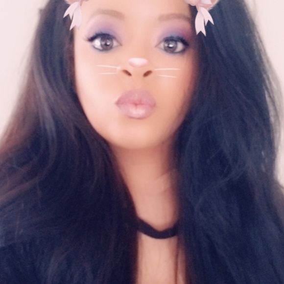 Meet your Posher, Cami - Picture 2 of 2